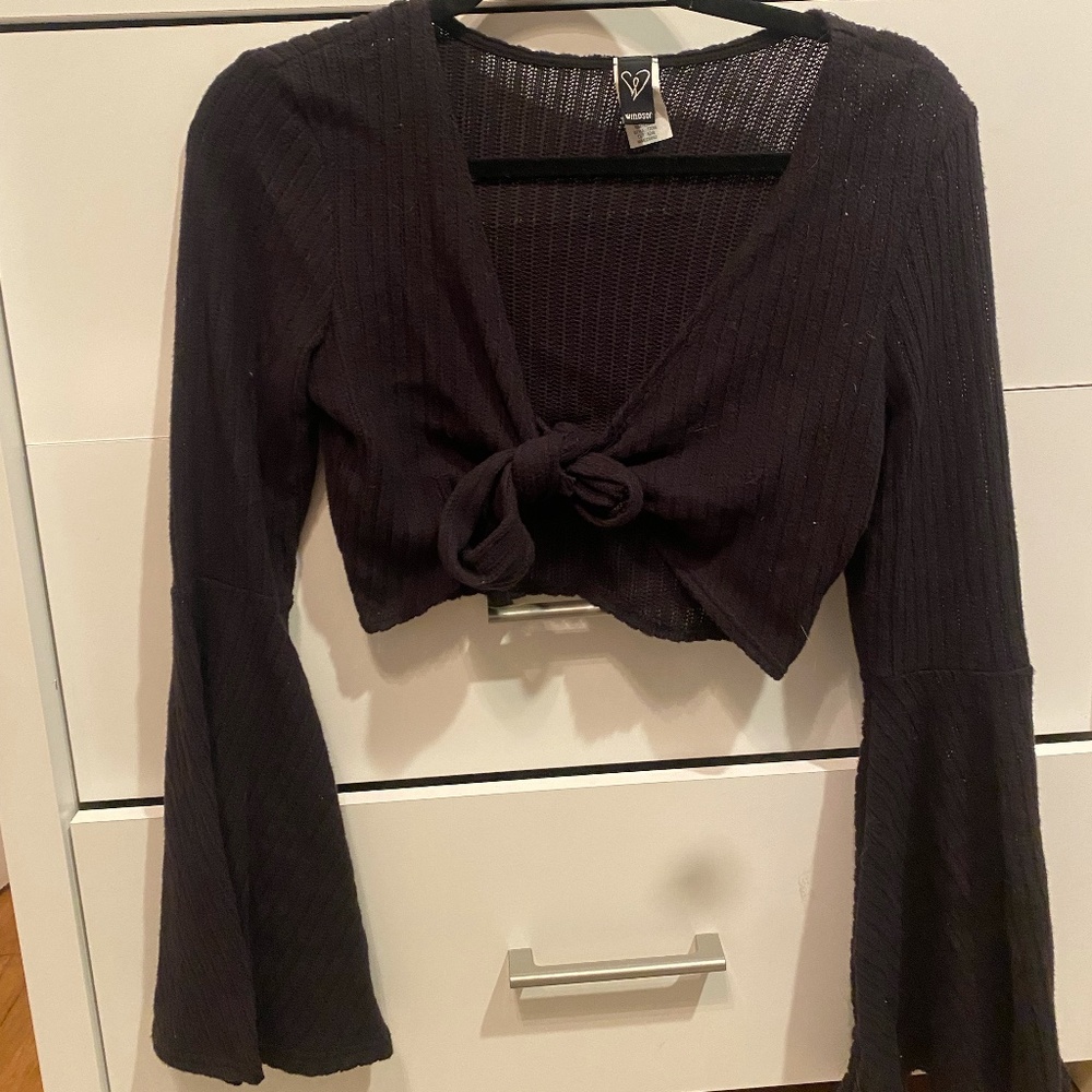TIE BLACK CROP TOP